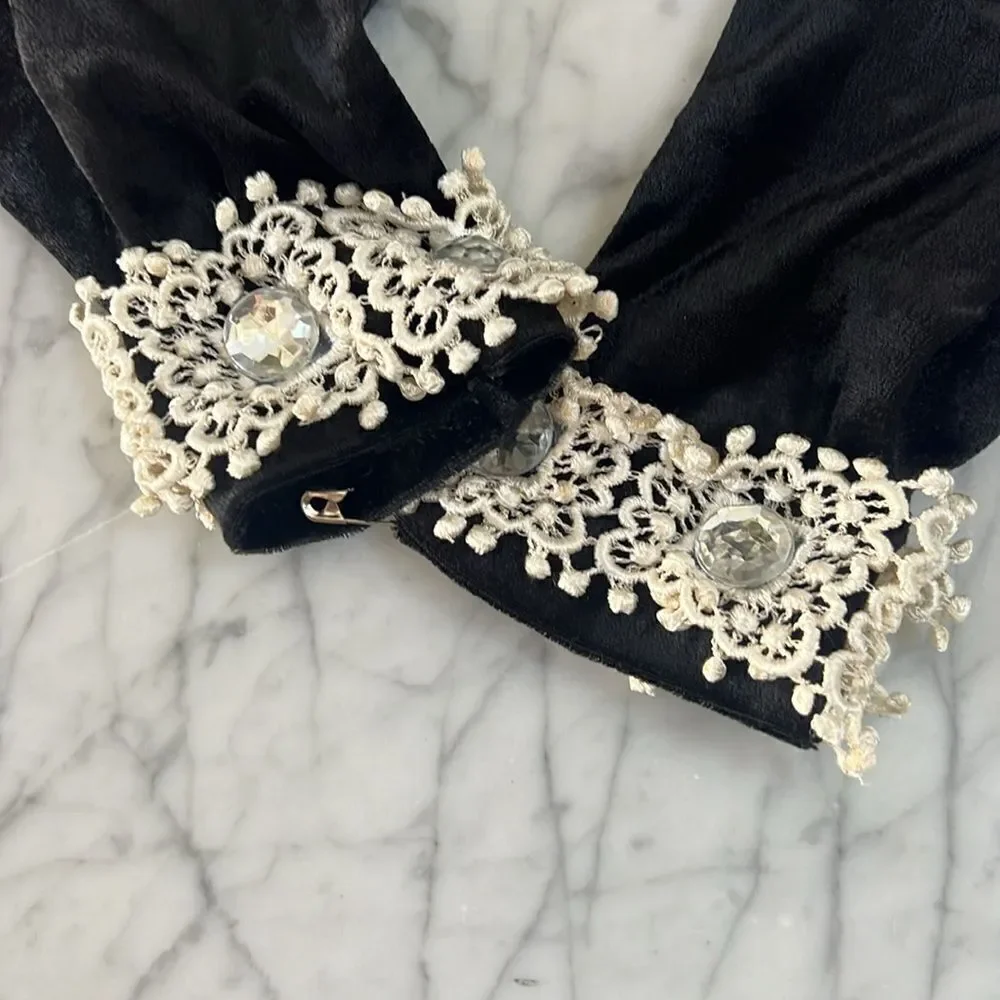 Fancy Gloves with attached bracelet and Ring Womens Gloves